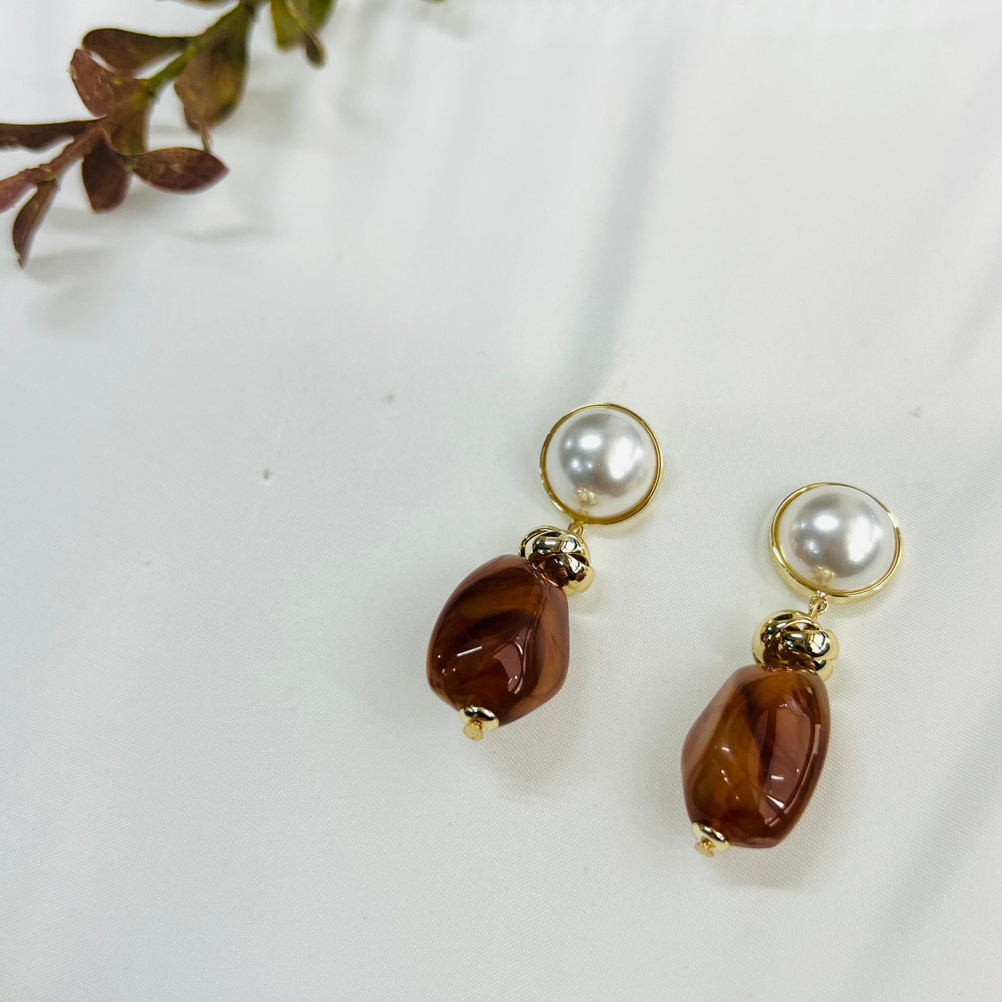 Solid Gold Brown Teardrop Earrings